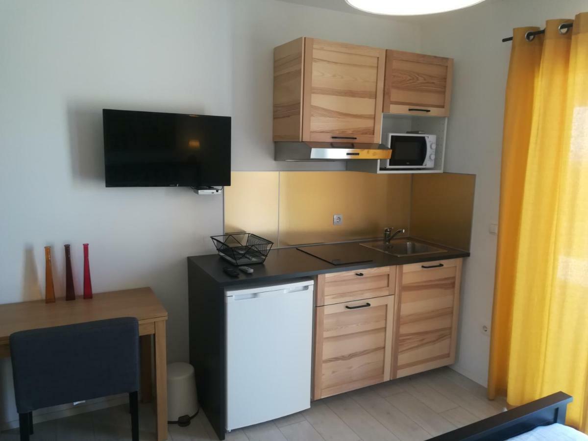 Apartments Denis Makarska Buitenkant foto