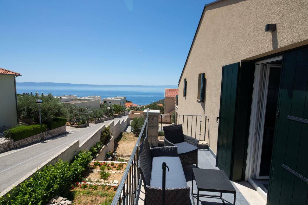 Apartments Denis Makarska Buitenkant foto